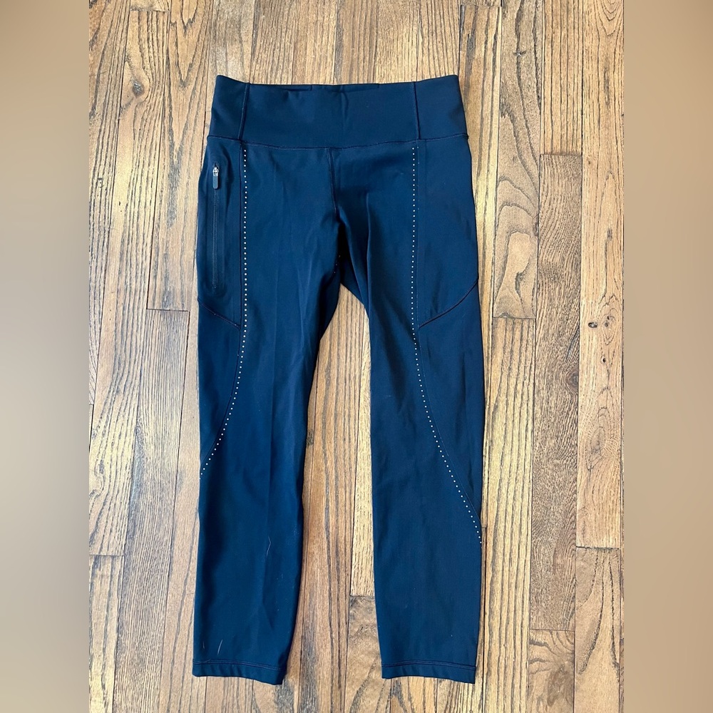 Lululemon Extra Mile Crop Reflective 23” Black Legging